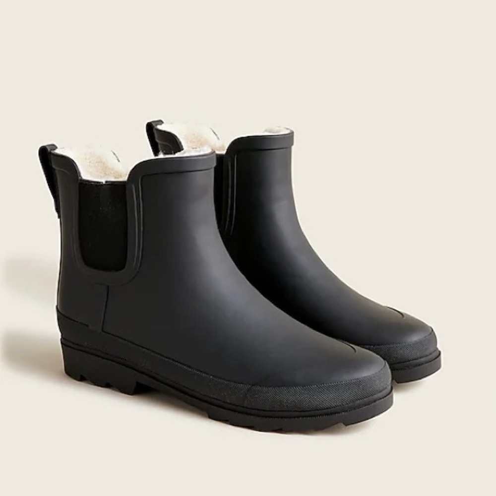J. Crew sherpa lined black Chelsea rain boots BD333